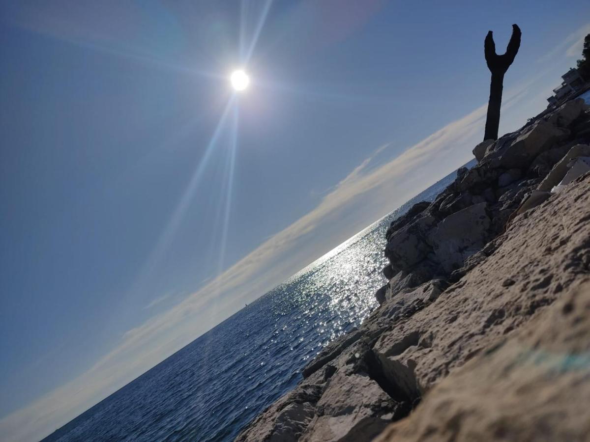 Apartmani Amans Pula Exteriör bild