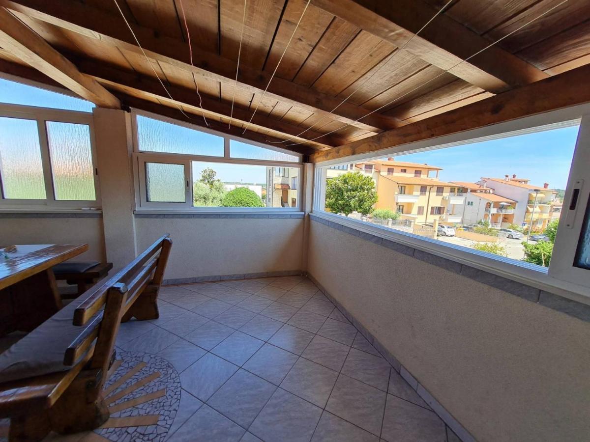 Apartmani Amans Pula Exteriör bild