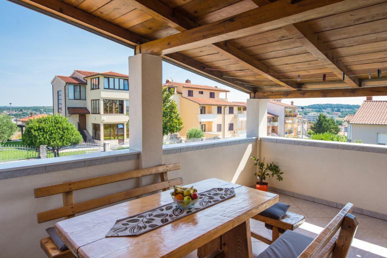 Apartmani Amans Pula Exteriör bild